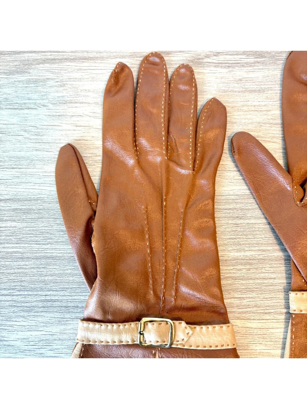 Vintage Hansen Vanalon Brown Cream Wrist Gloves Buckle Trim Size 7.5 Mid Century